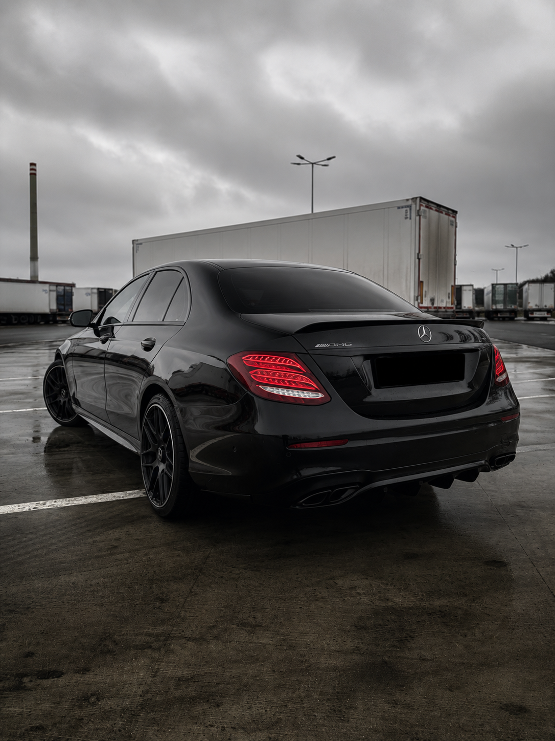 Mercedes-Benz E220d E63 AMG Packet 3